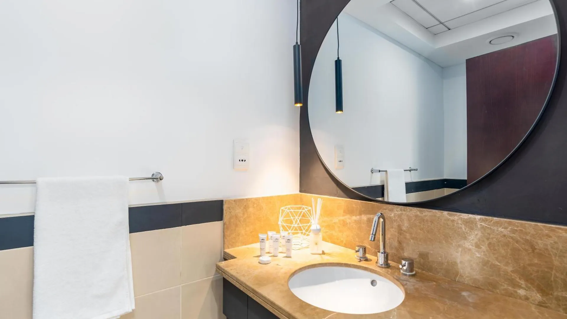 Apartment 29 Burj Dubai Boulevard 2 - Walking Distance To Dubai Mall And Burj Khalifa